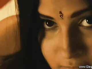 ब्रिटिश रेड इंडियन जॉय सेक्सी वीडियो फिल्म फुल एचडी में आभासी पीओवी