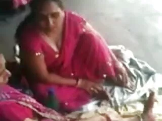 रोमांचक त्रिगुट सेक्सी मूवी फुल एचडी में