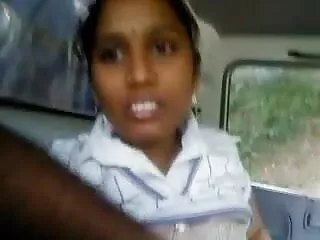 उसके गर्म बालों योनी इंग्लिश में फुल सेक्सी फिल्म पर हमला