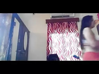 वेबकैम पर सेक्सी फिल्म फुल एचडी में प्यारा तंग किशोर