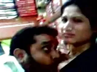 Sexxxy लेगिंग फुल एचडी में सेक्सी मूवी